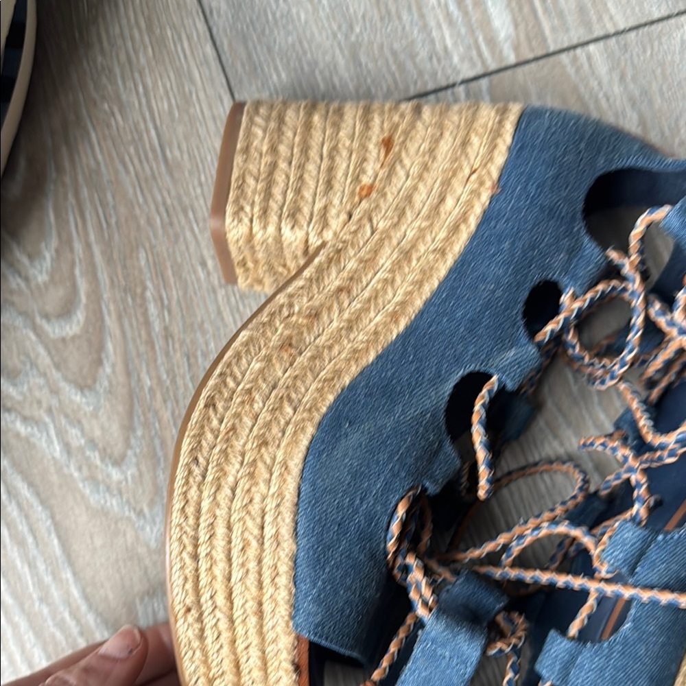 Tory Burch Blue and Brown Wedge Sandals with Lace-Up Design - Picture 7 of 10
